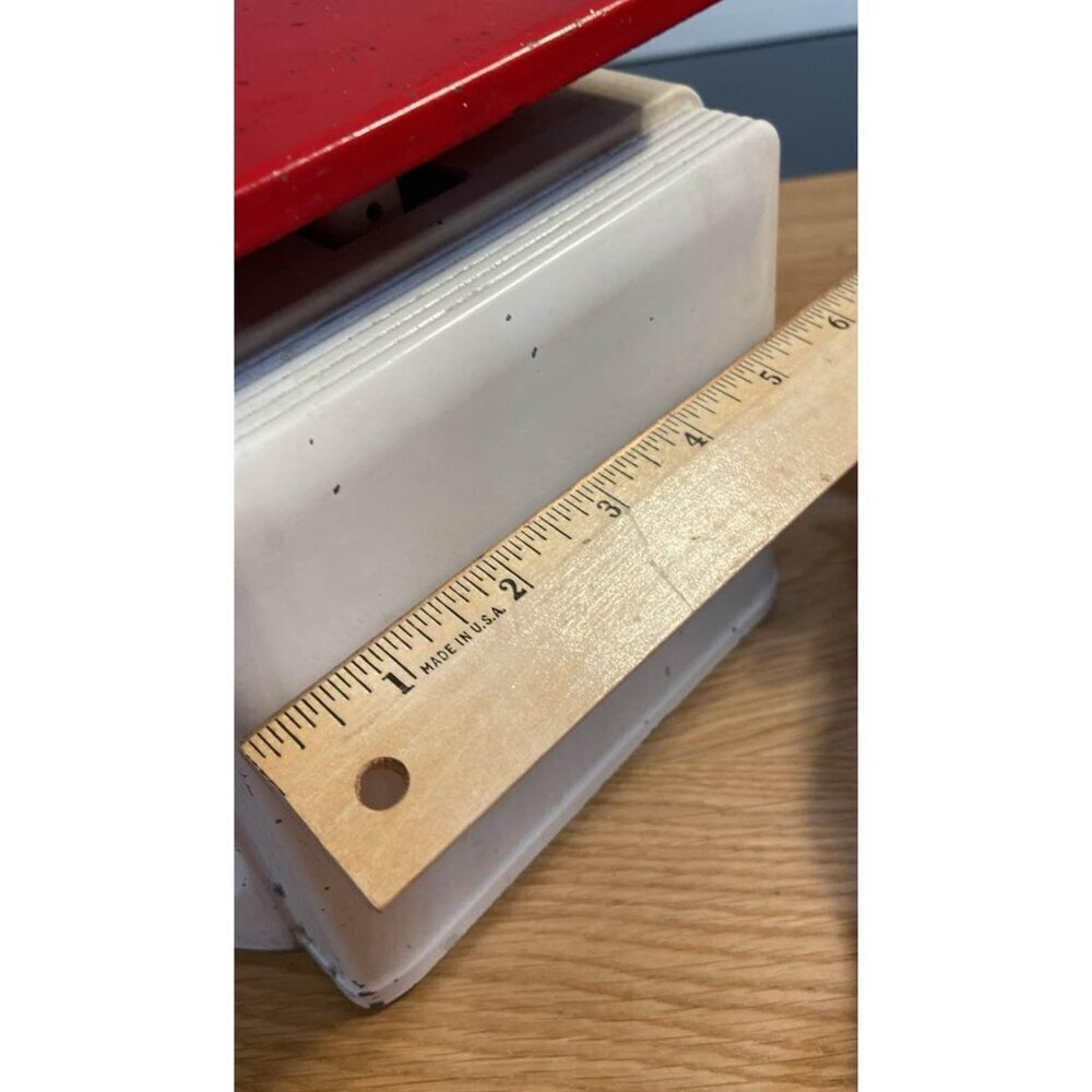 Vintage White & Red Metal Kitchen 1950s Scale - Picture 8 of 8